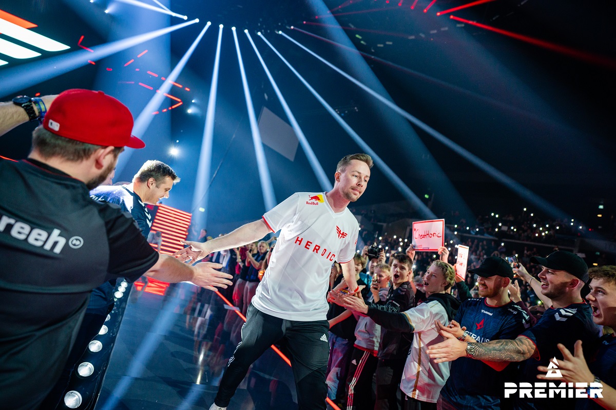 heroic-acquire-blast-premier-member-team-slot-from-immortals-gaming-club