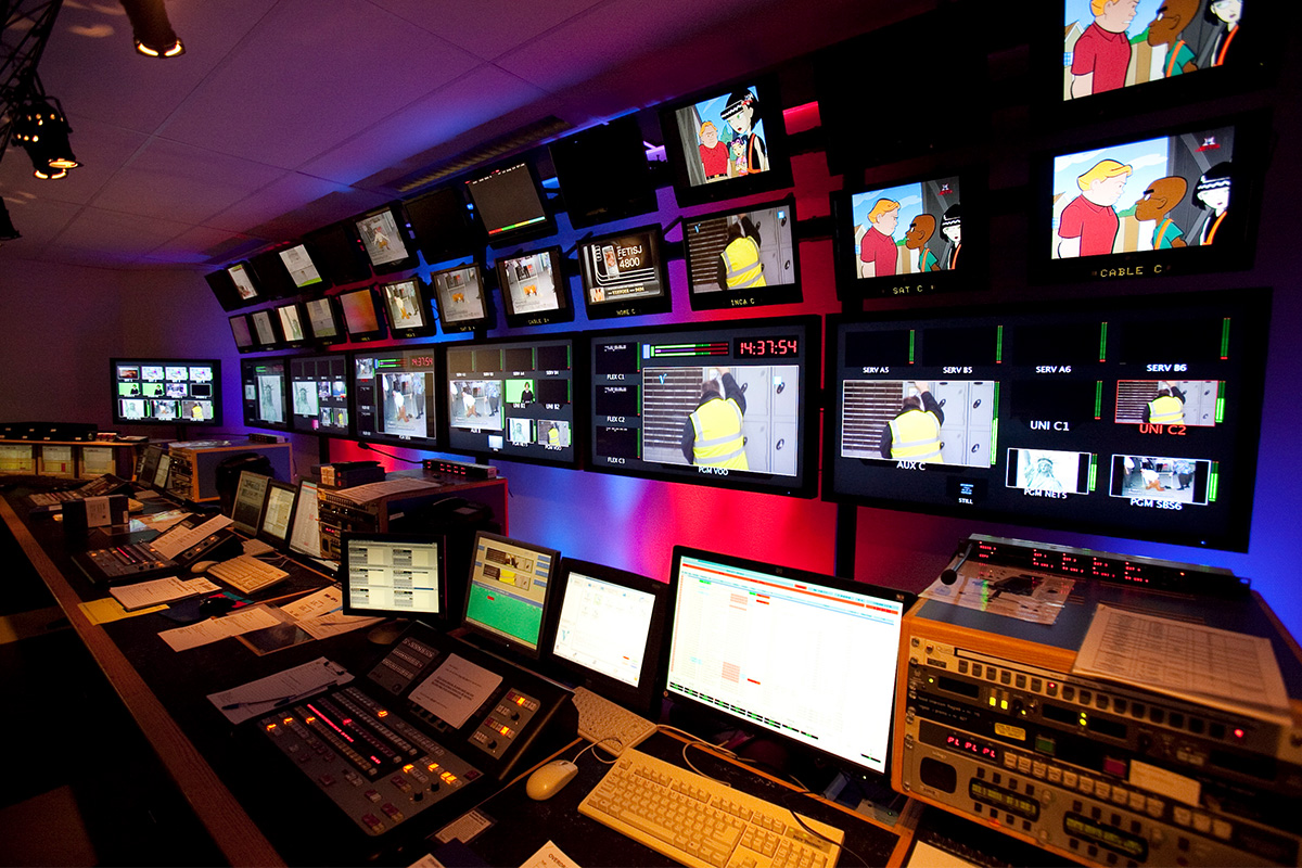 i&b-ministry-of-india-issues-advisory-to-media-to-not-promote-online-betting-platforms