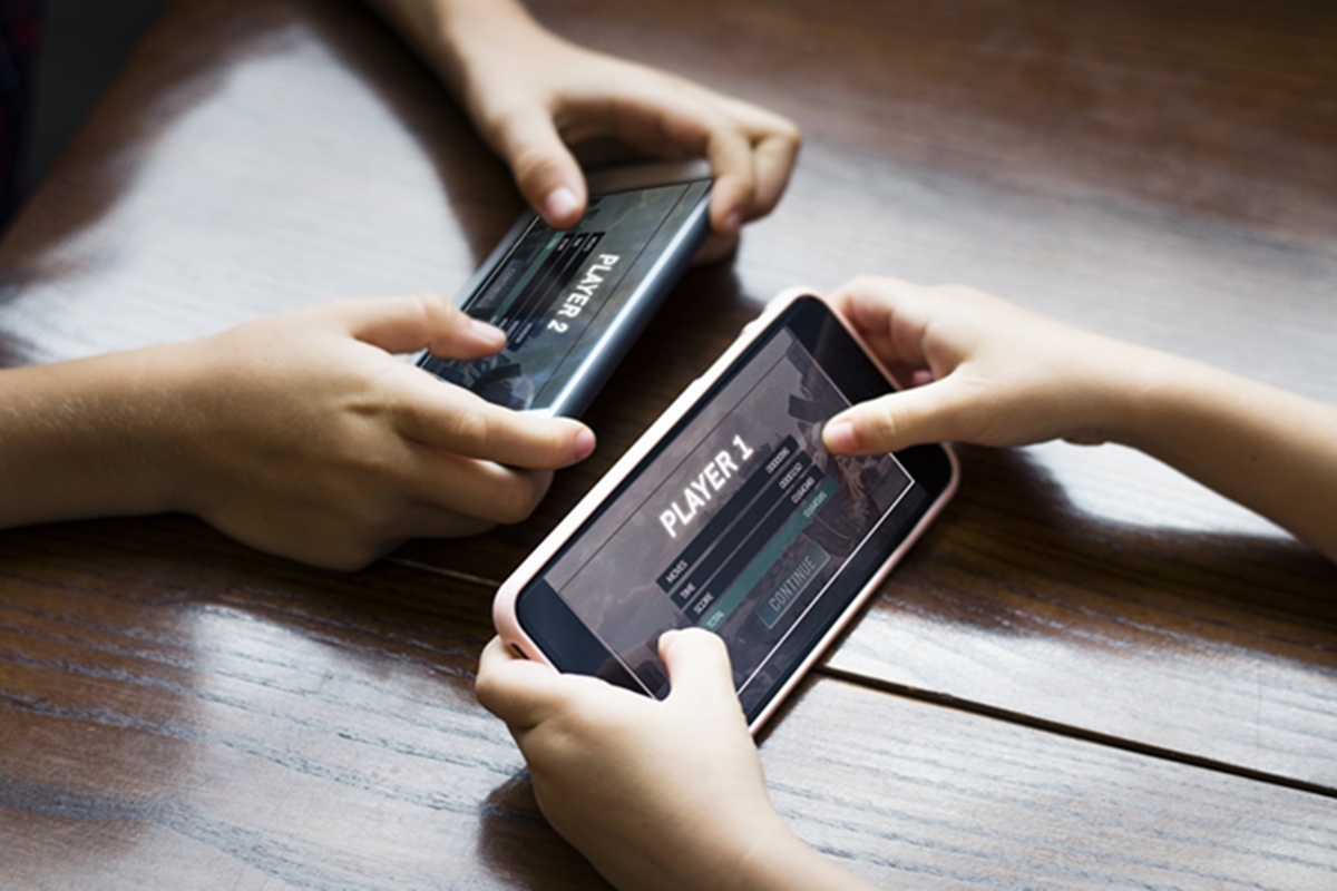outlook-on-the-mobile-gaming-global-market-to-2027-–-players-include-apple,-electronic-arts,-gameloft-and-games-inc