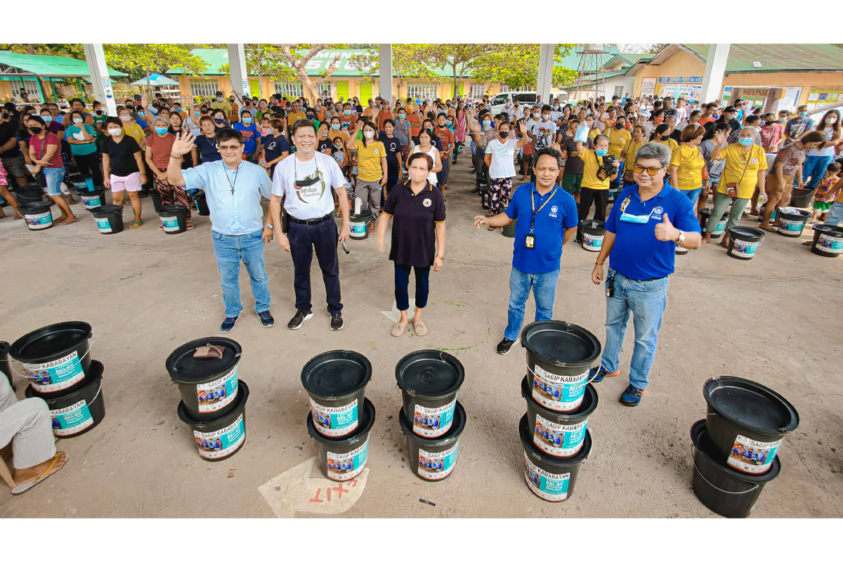 pagcor,-casino-licensees-distribute-relief-packs-to-areas-hit-by-super-typhoon-karding
