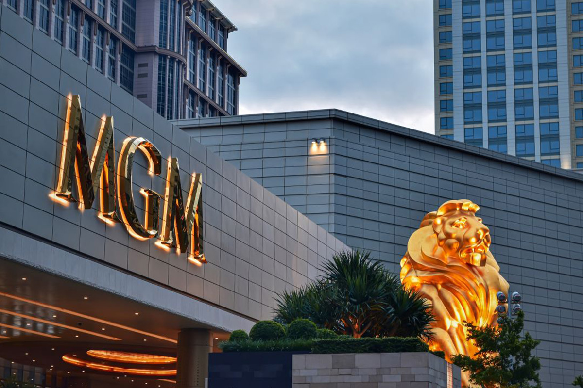 mgm-partners-with-robb-report-hong-kong
