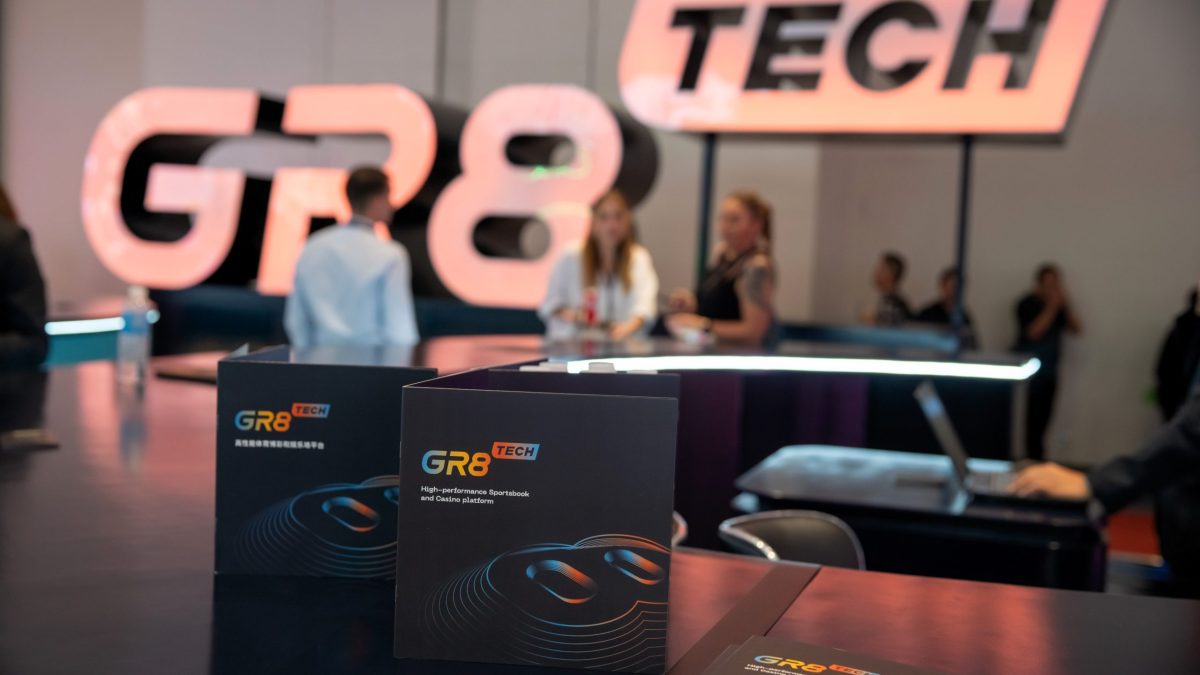 gr8-tech-stands-out-at-sigma-asia-2024-with-best-stand-experience-award