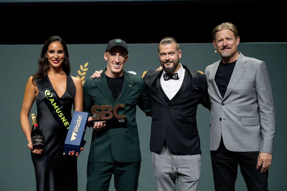 soft2bet-ceo-and-founder-uri-poliavich-recognised-leader-of-the-year-award-by-sbc-awards