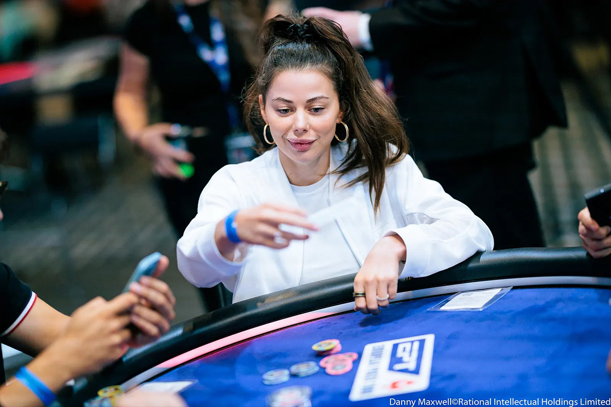 poker-star-samantha-abernathy-joins-wsop-free-to-play-app-as-global-ambassador
