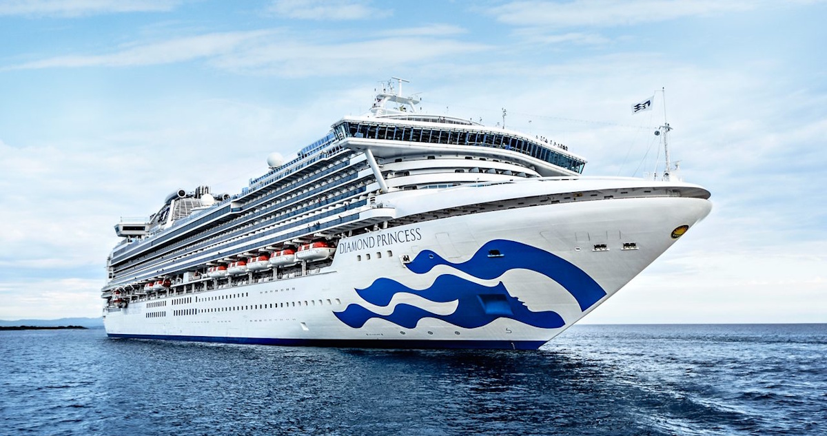 jackpot-at-sea:-diamond-princess-is-the-crown-jewel-of-cruise-casinos